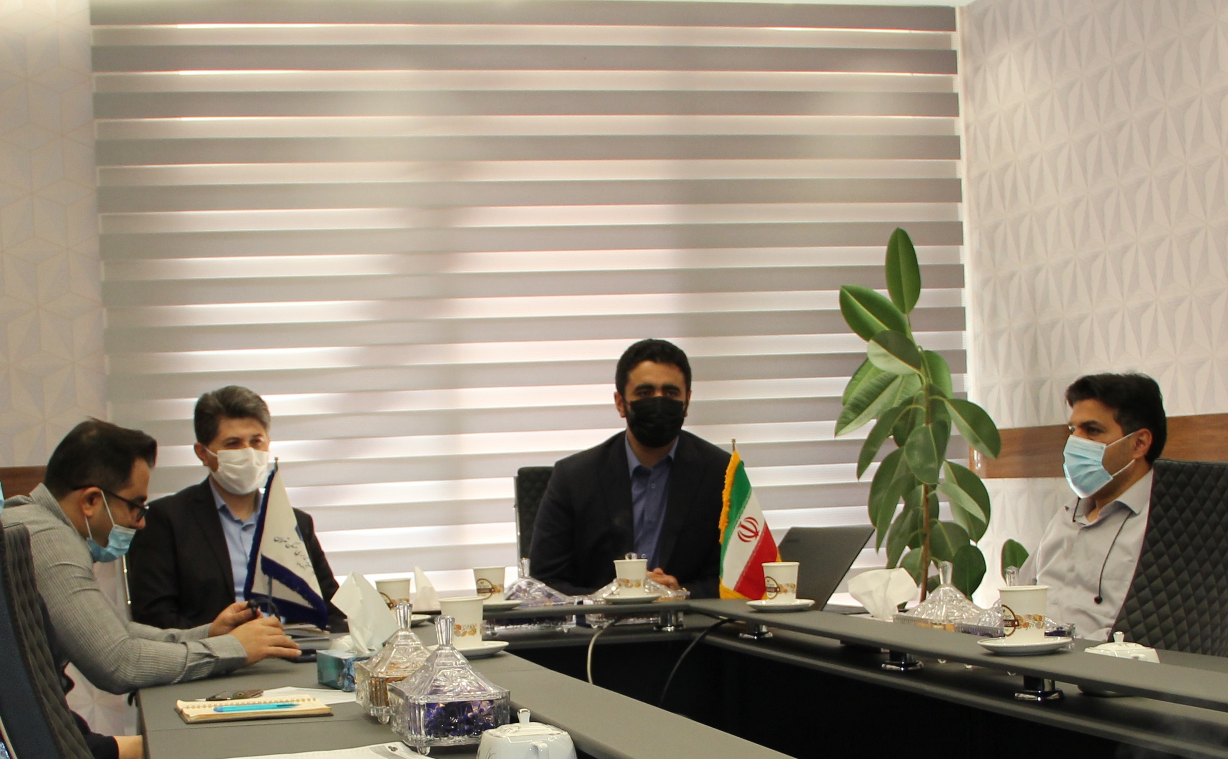 همایش هم اندیشی