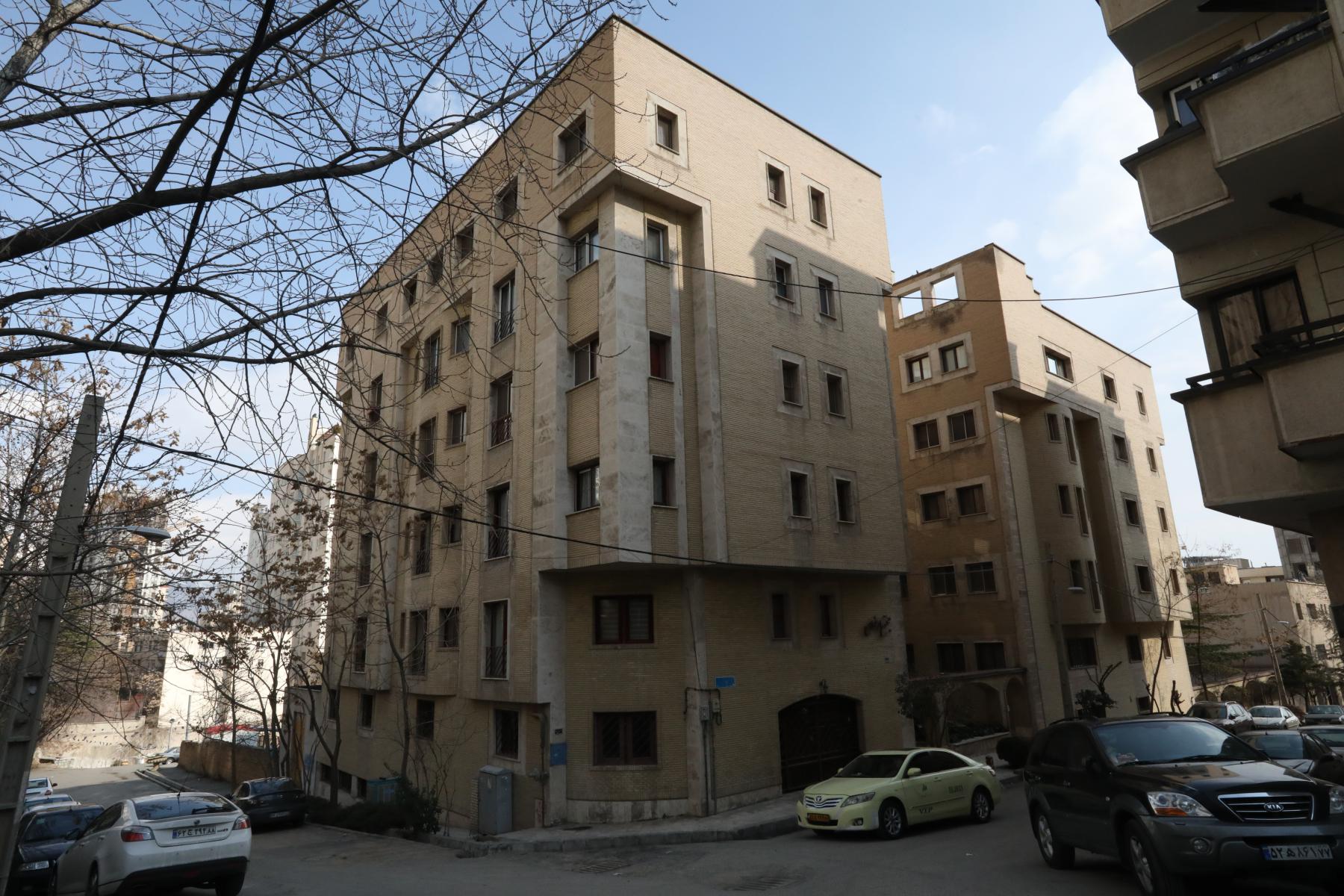 ساختمان مسکونی ارغوان