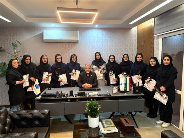 قدردانی از بانوان مجموعه "ثتران" به مناسبت ولادت حضرت فاطمه (س) و روز مادر